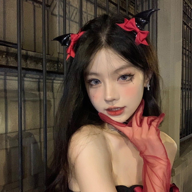 Le diable chauve-souris Bow coiffure de pince