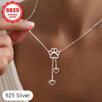 Collier de coeur en forme de pince de chat en carré pour les femmes