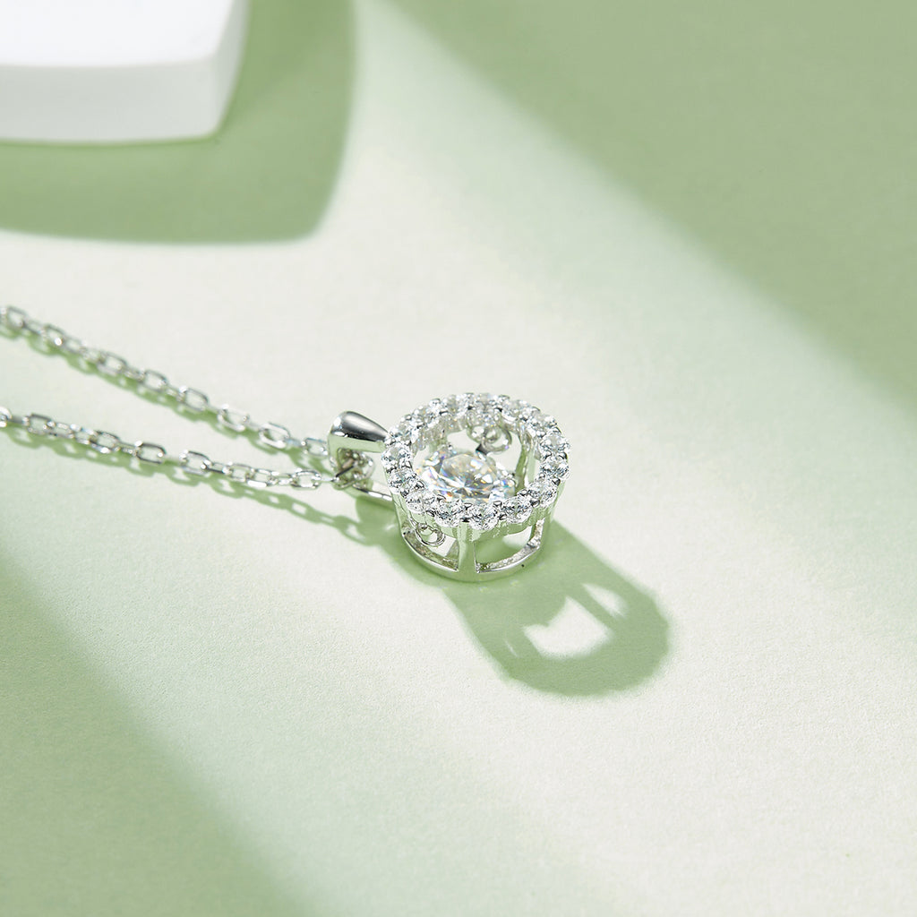 S925 Argent Sterling 0.5ct D Couleur VVS1 Moissanite Collier Halo 45cm Platine plaqué GRA