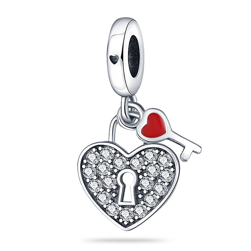 Accessoire pendentif à clé de verrouillage cardiaque rétro