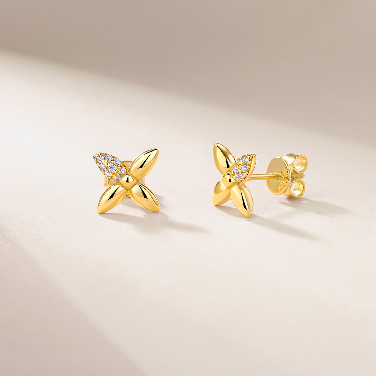 S925 Boucles d'oreilles en argent sterling à quatre feuilles