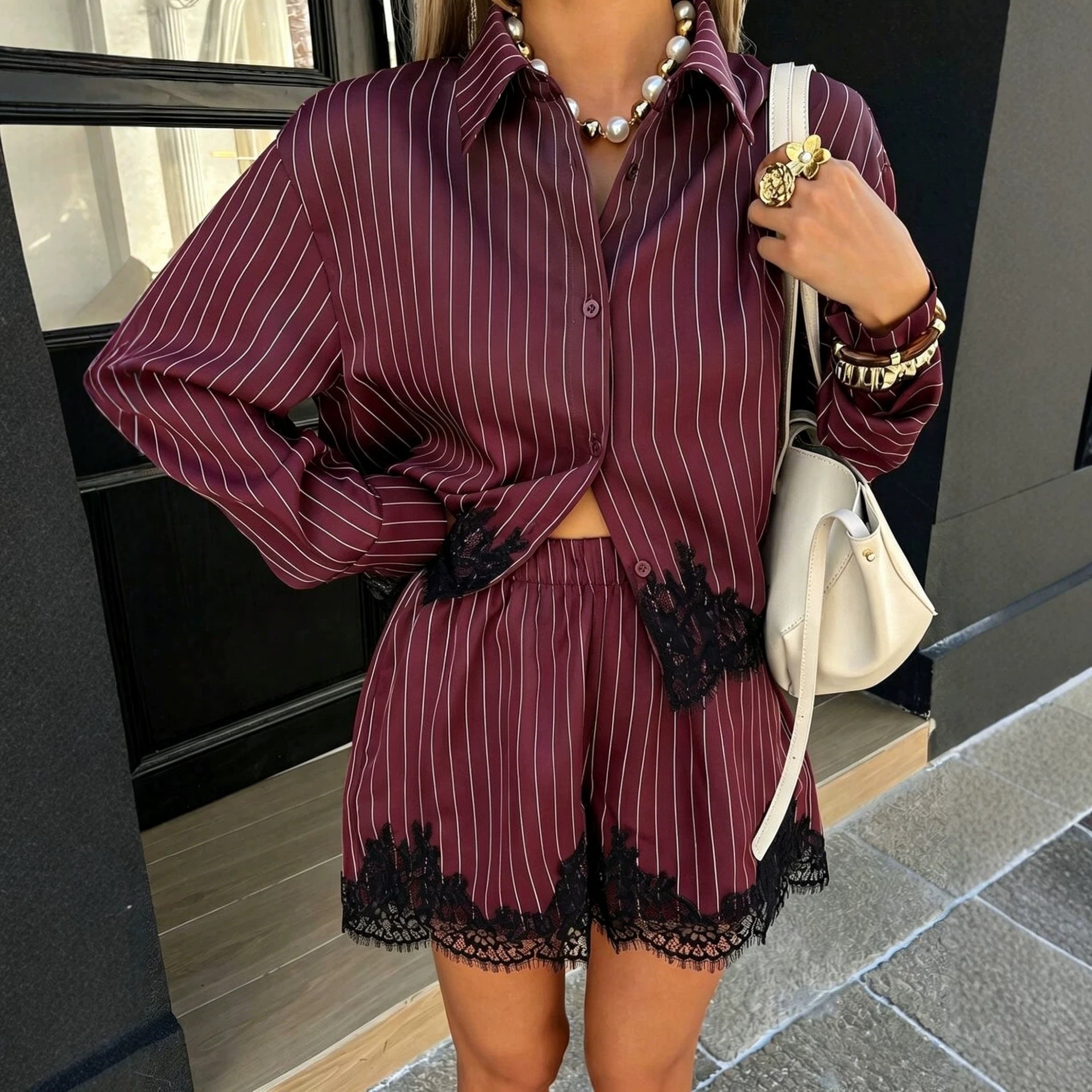 Ensemble de shorts à cordons rayés de dentelle pour femmes