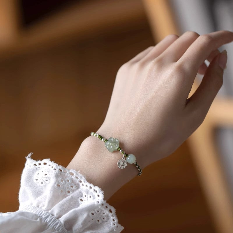 Naturel Hetian Jade Plum Blossom Bracelet