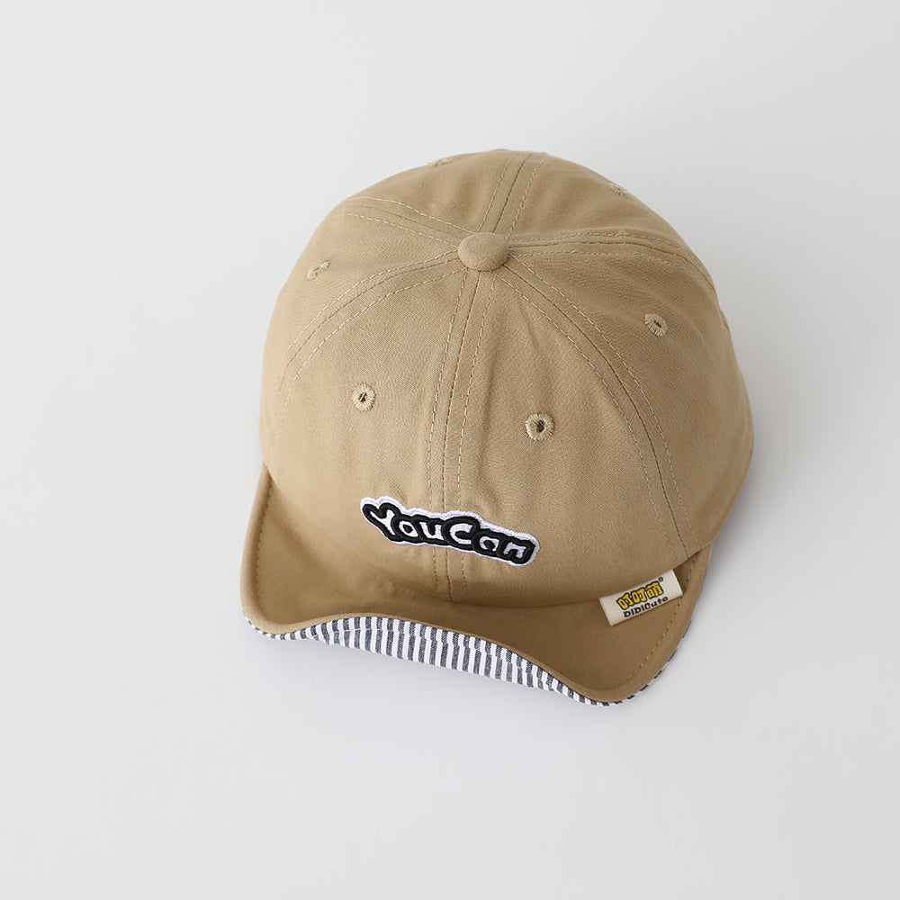 Casquette de baseball brodée à rayures pour enfants en couleur solide