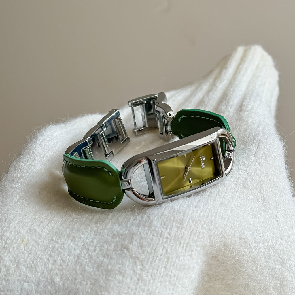 Bracelet en cuir carré montre