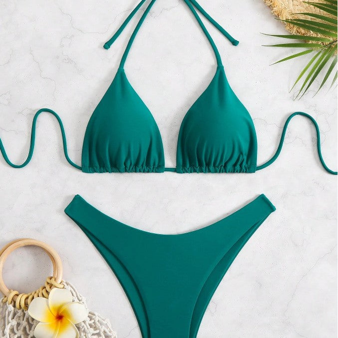 Bikini de plage de couleur solide