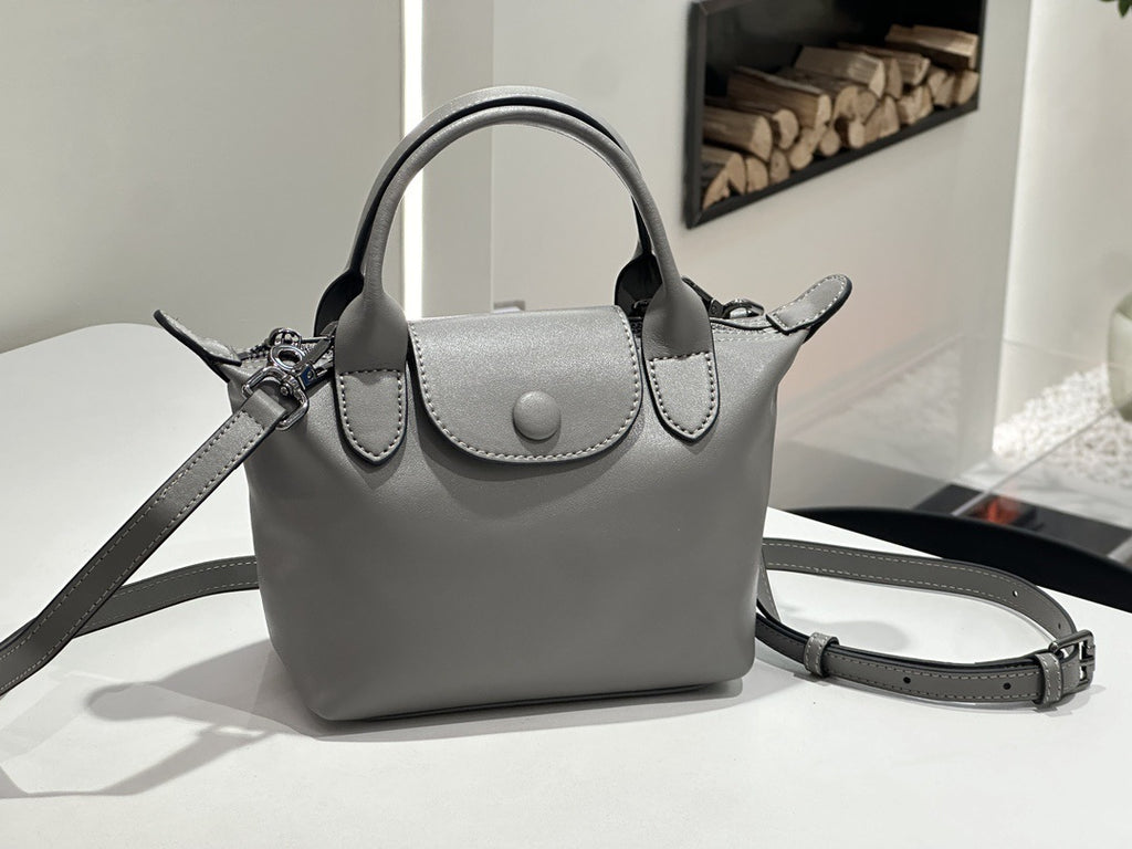 Un véritable sac en cuir pour femmes