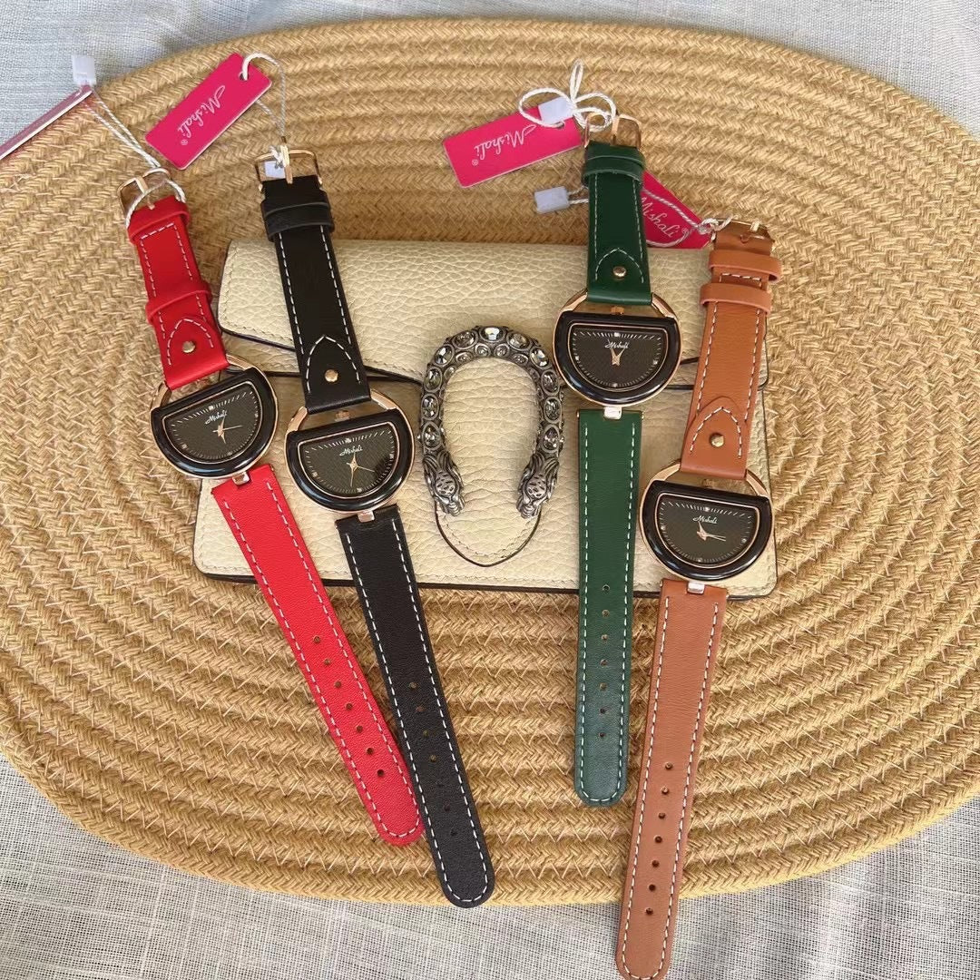 Montre haute de gamme rétro pour femmes avec un cadran demi-lune