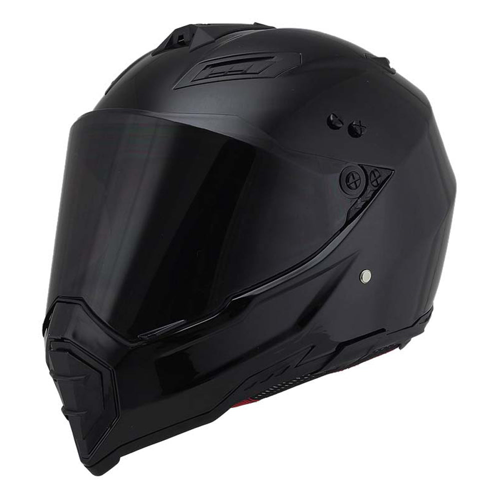Beau casque complet de moto hors route