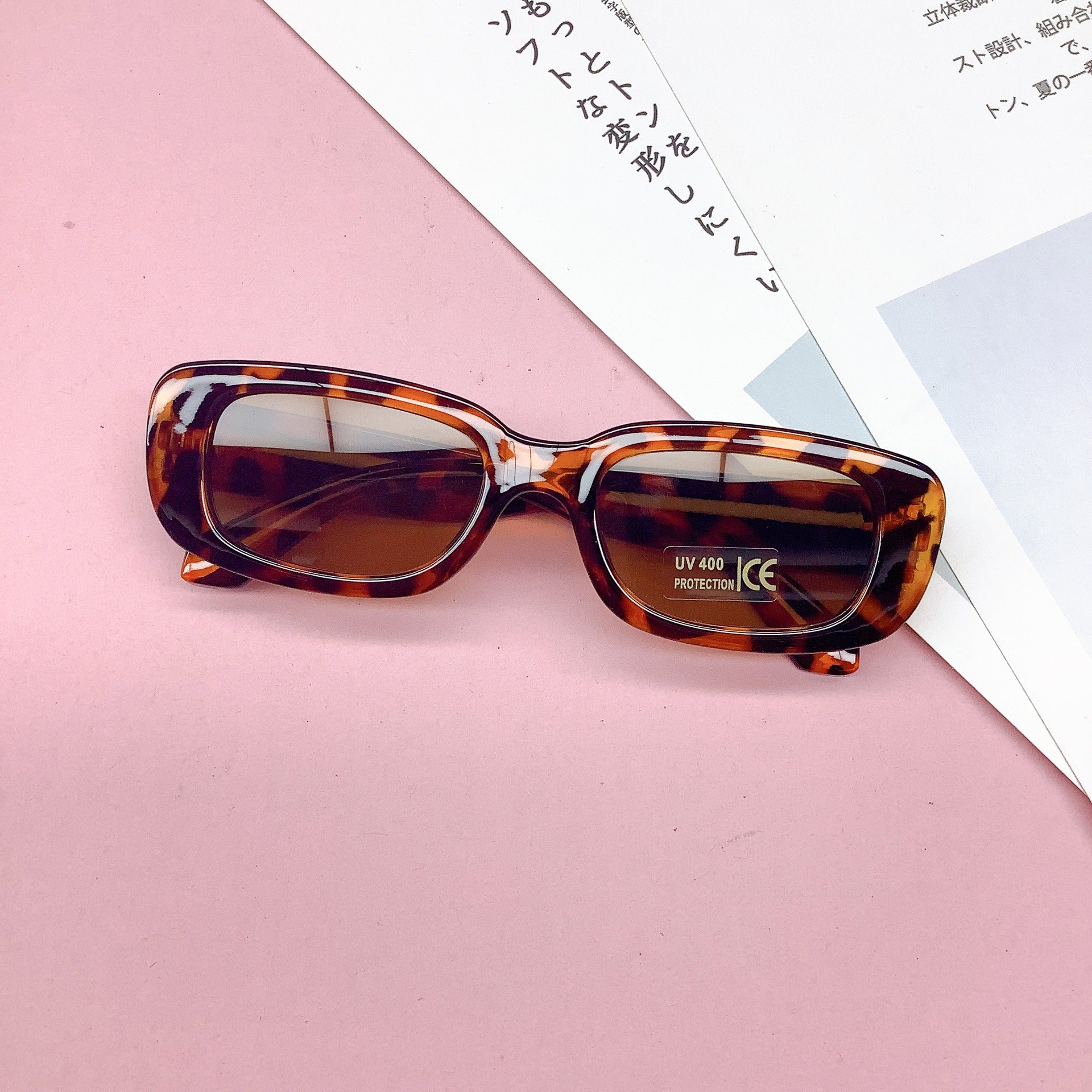 Lunettes de soleil élégantes à cadre de petite taille pour enfants
