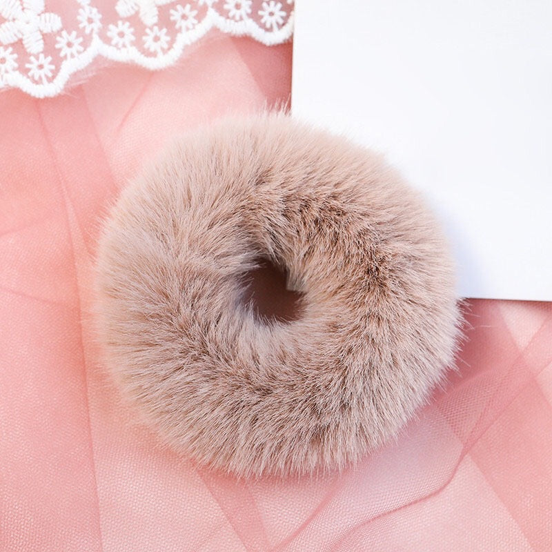 Faux fourrure des femmes en peluche de couleur solide