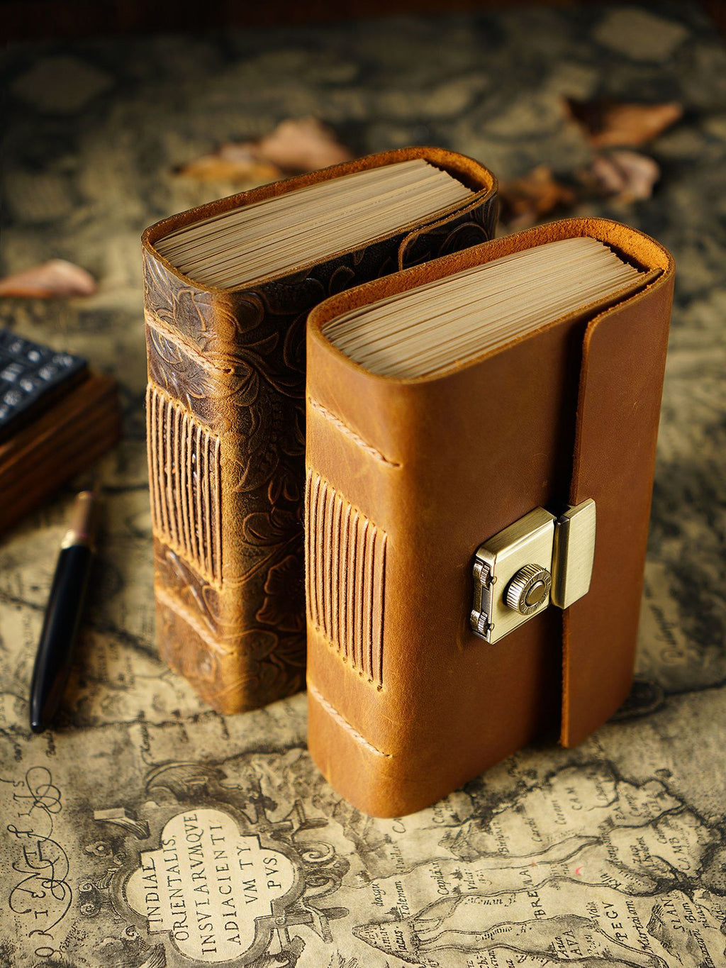 Vieille revue Journal Cowhide Notebook