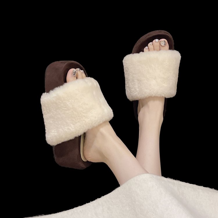 Pantoufles pour femmes pour l'usure extérieure