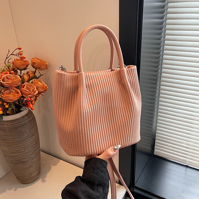 Sac transversal casual rétro chic à large bande pour femmes