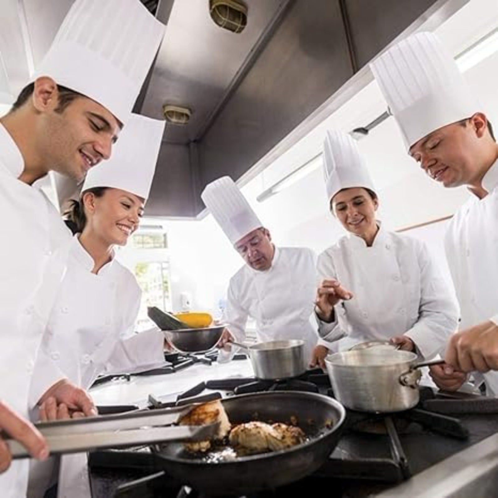 Chapeau de chef en carton
