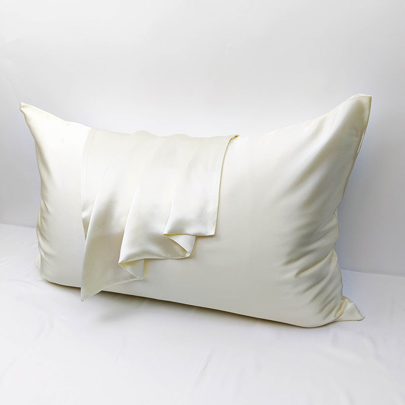 Coussin en soie à double face polyvalent de couleur unie