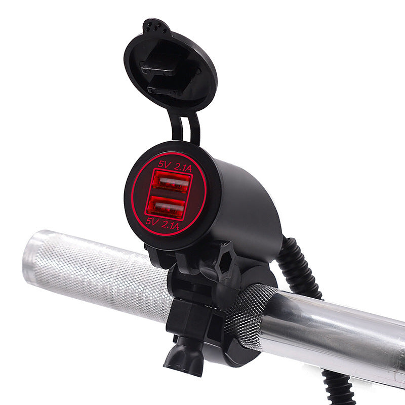 4.2Une double voiture USB Chargeur de téléphone mobile moto VTT universel 12Vor24V Plomb modifié