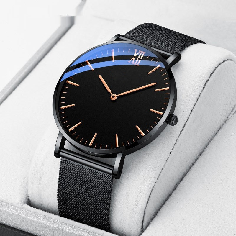 Fausse mode simple Ceinture en acier à trois yeux Montre Quartz