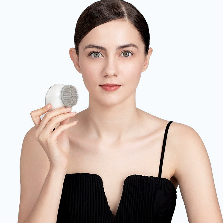Dispositif de nettoyage du visage en silicone électrique Importé