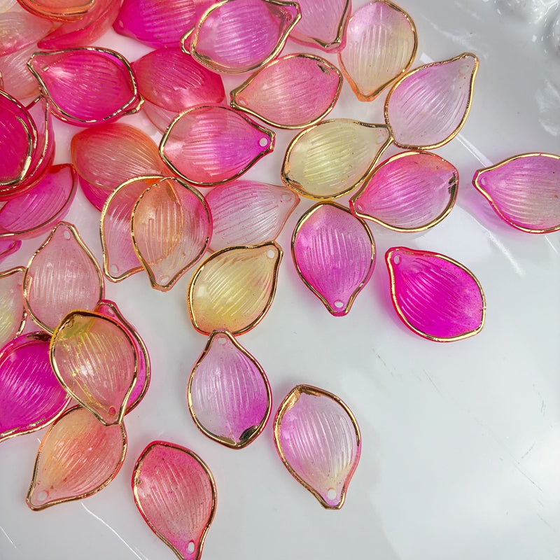 Charms de feuille en acrylique translucide à deux tons