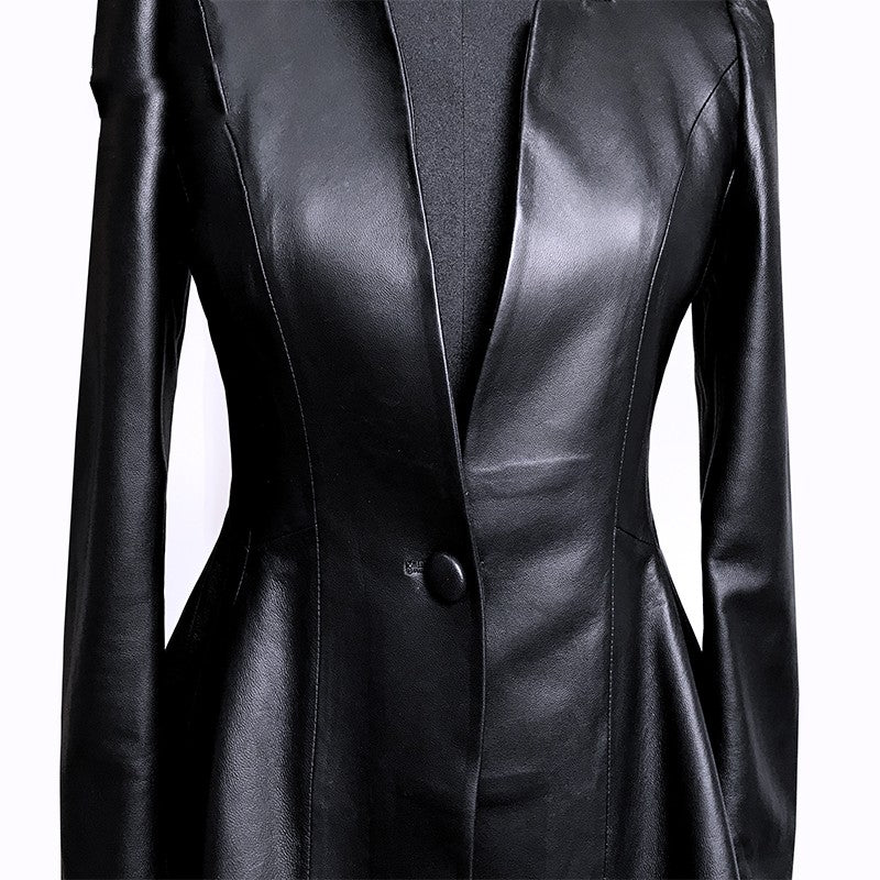 Veste courte en cuir pour femme