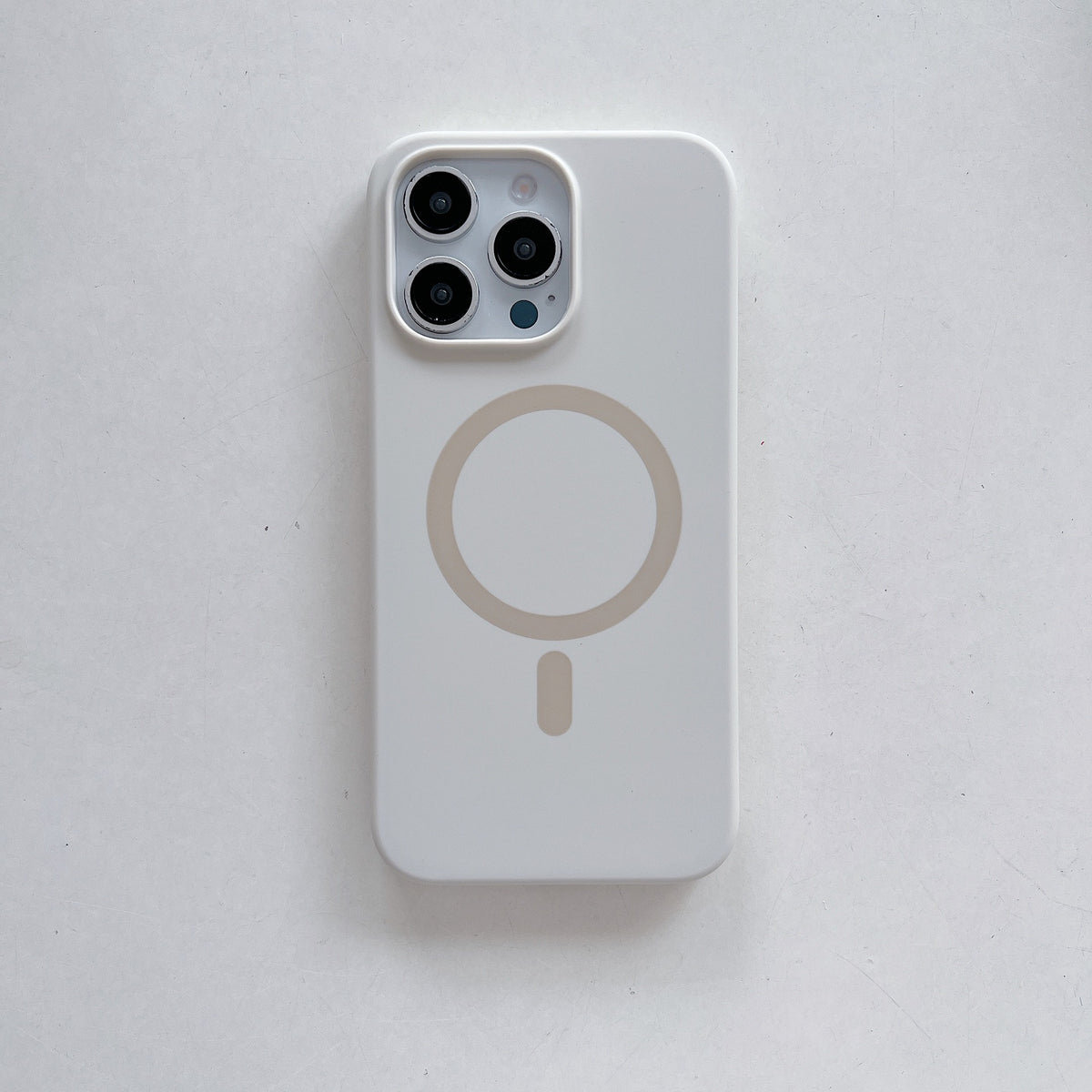 Silicone liquide de couleur solide Grand trou boîtier de téléphone magnétique