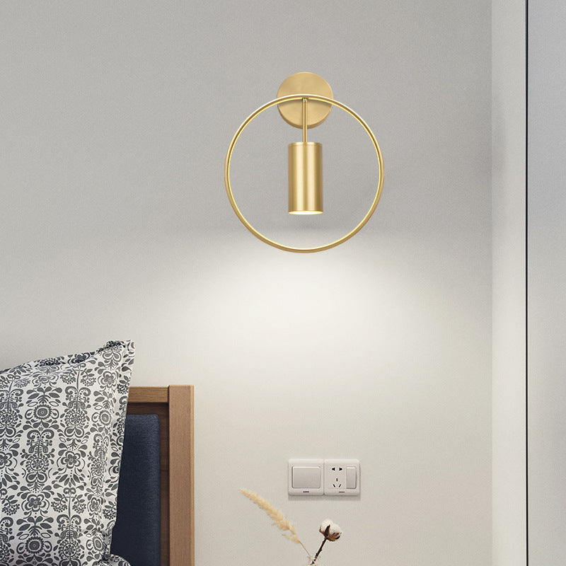 Lampe murale ronde dorée