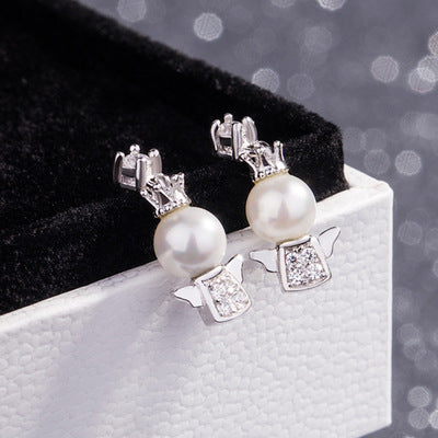 Petites boucles d'oreilles ange bébé