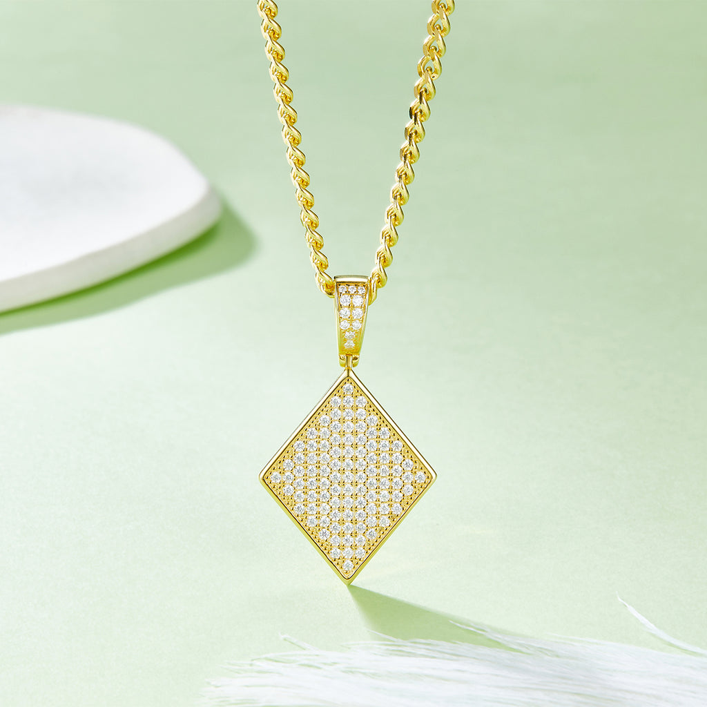 S925 Argent Sterling 108pcs D Couleur VVS1 Moissanite Diamond Forme Pendentif 5g Pas de chaîne Plat