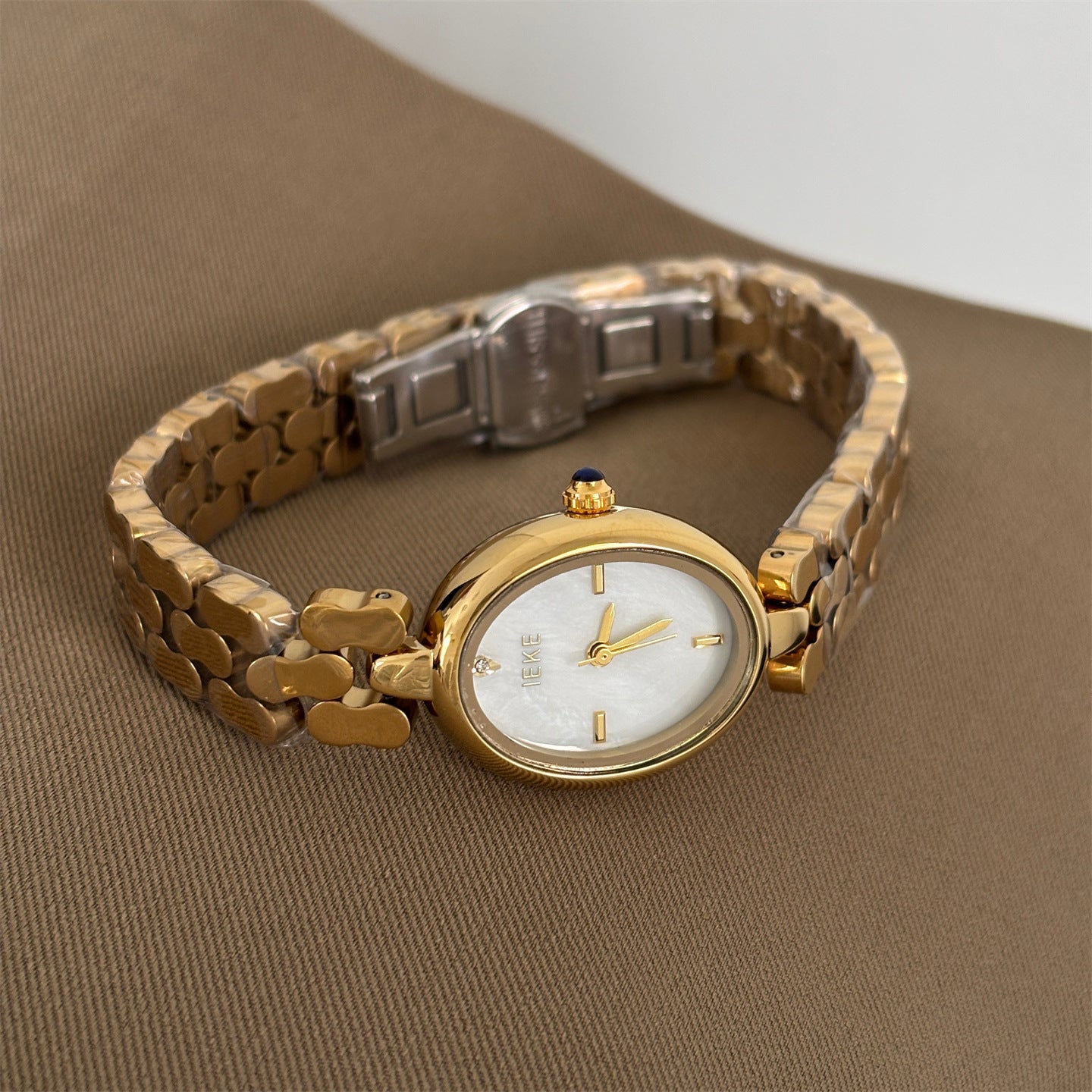 Ovale Exquise montre casual pour femmes