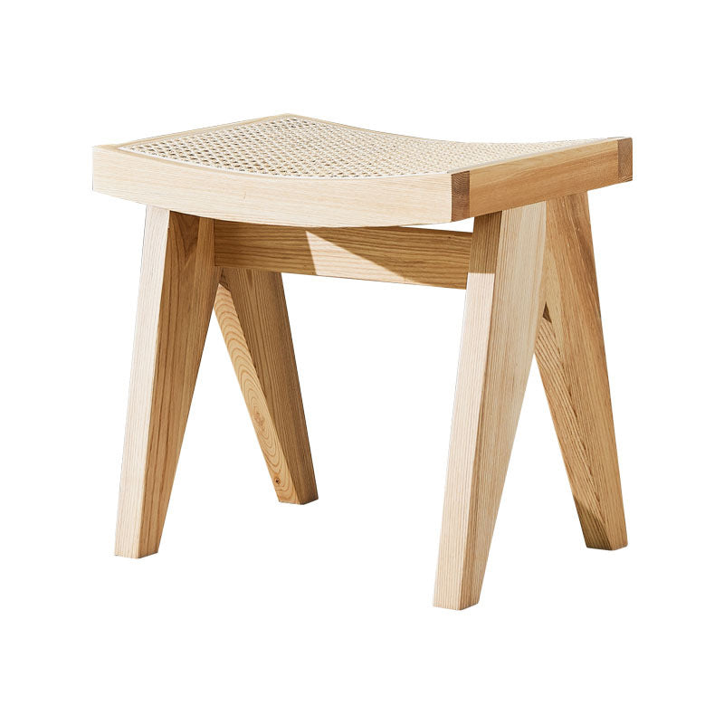 Tabouret minimaliste en osier et en bois massif