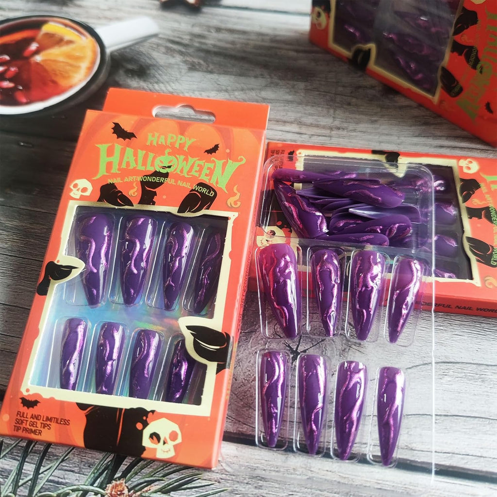 24 PCS Les griffes du diable Presse sur les ongles