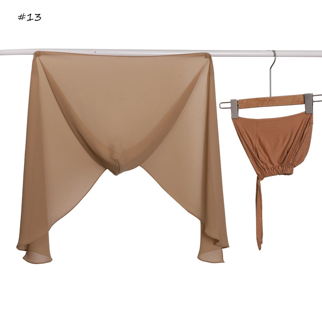 Set à capuche et foulard de même couleur