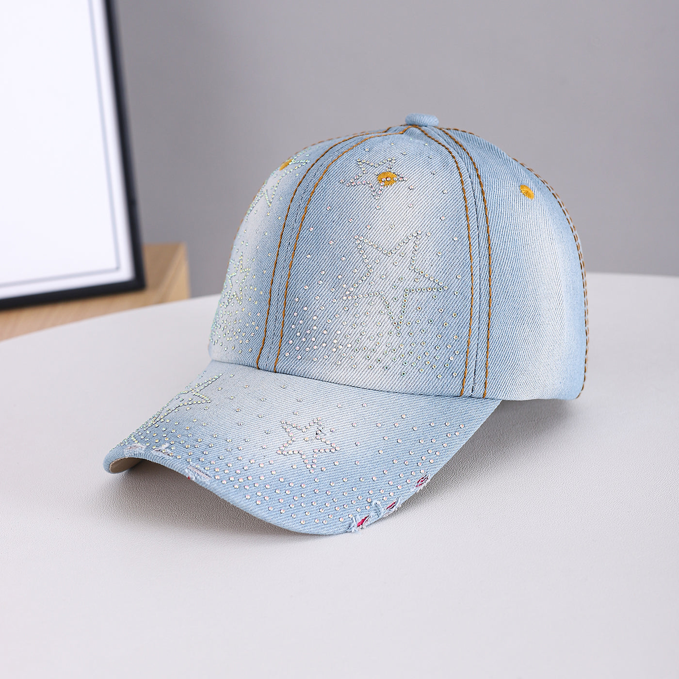 Le printemps et le style d'été de graduation Star-pattern Gradient Full-diamond Brimmed Water-was