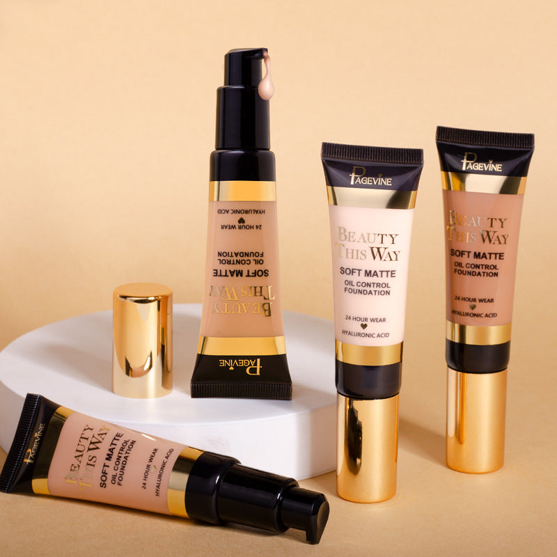 Pore Minimisant Concealer qui délivre une hydratation longue durée Et une finition radieuse