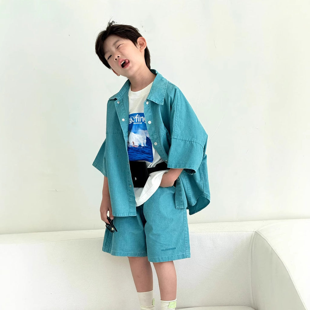 Slim short-sleeved stylish outfit for babies that is sure to turn heads