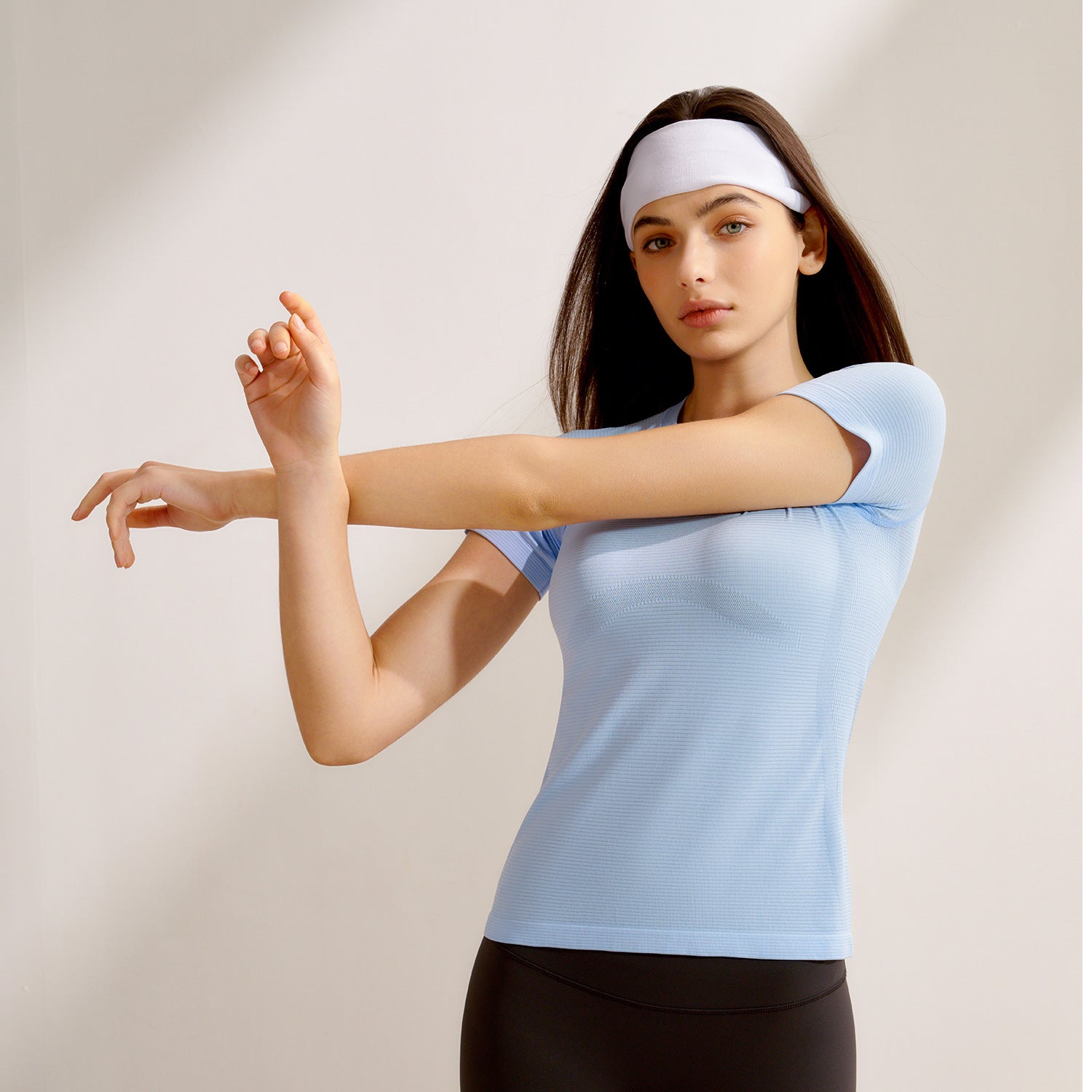 Top de yoga à manches courtes pour femmes
