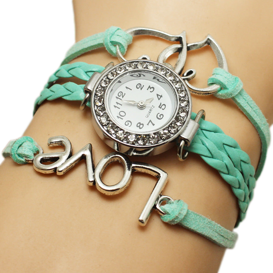 Alliage Love Double en forme de coeur Love Woven Multi-couche Watch
