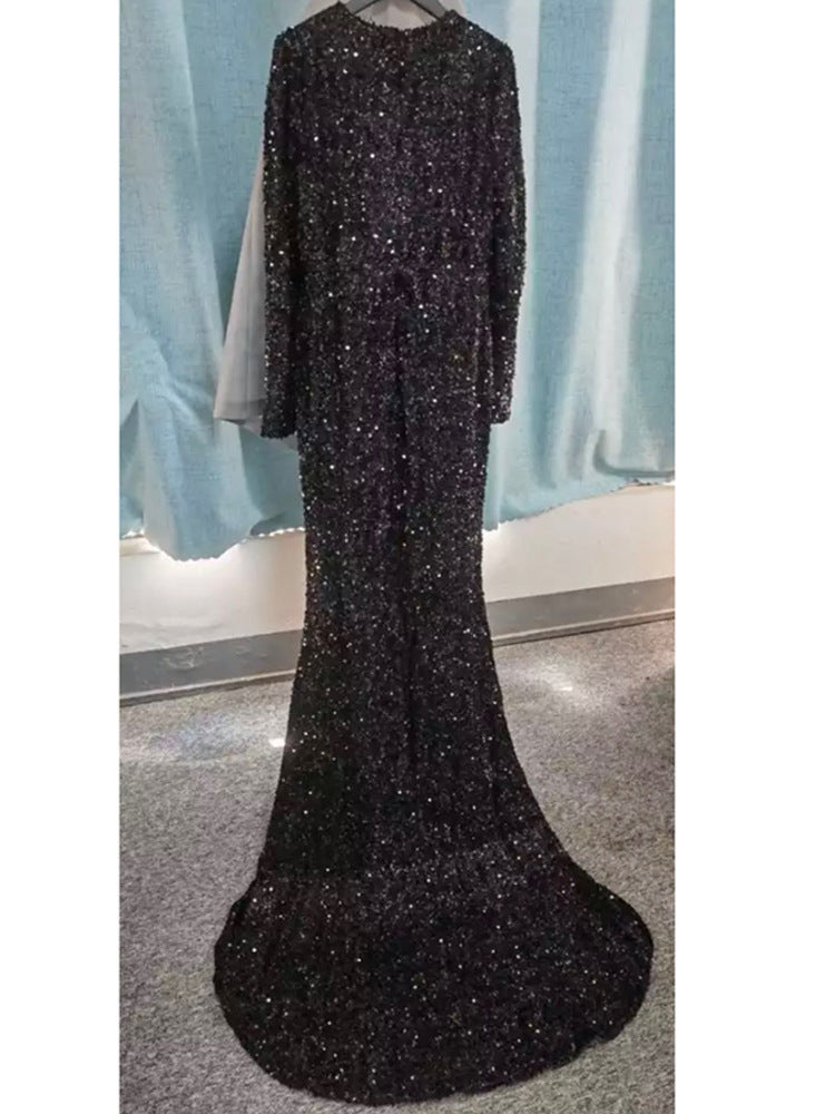 Robe de soirée à manches longues gris