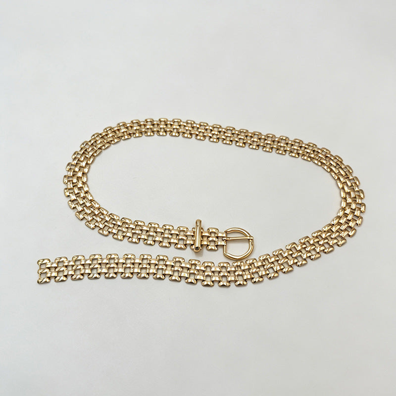 Ceinture de taille de chaîne en métal pour les femmes