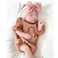 Bandes de tête de bébé faites à la main Soft Stretchy Nylon Bandes de cheveux avec arcs pour nouveau-né bébé T