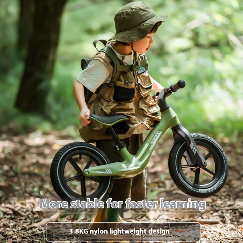 Kids' pedal-less parallel car