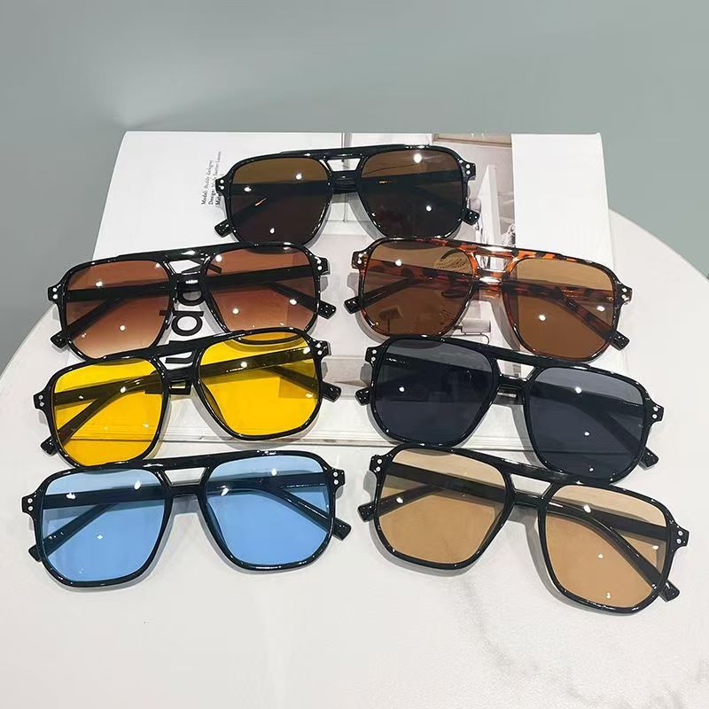 Lunettes de soleil à double pont carrées