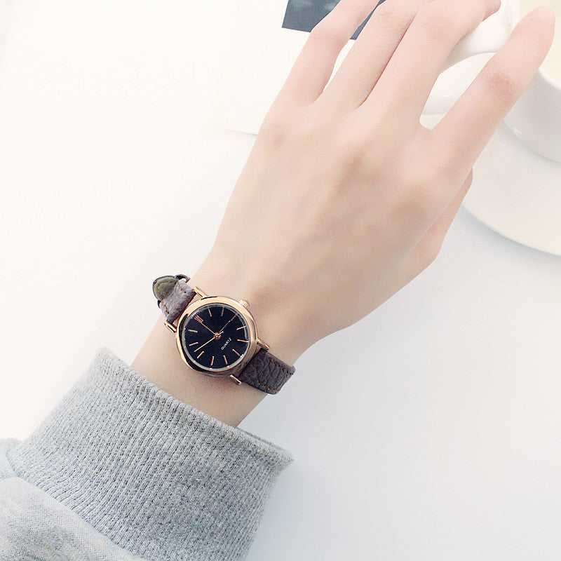 Trendy Simple Personnalité Rétro Harajuku Style Ceinture de Quartz Montre Couple