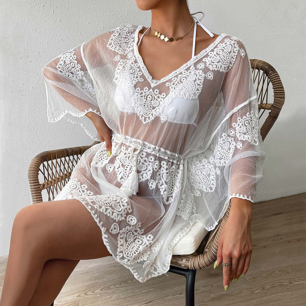 Sexy Texture Eau soluble Vacances Blouse Beach Vêtements de protection solaire