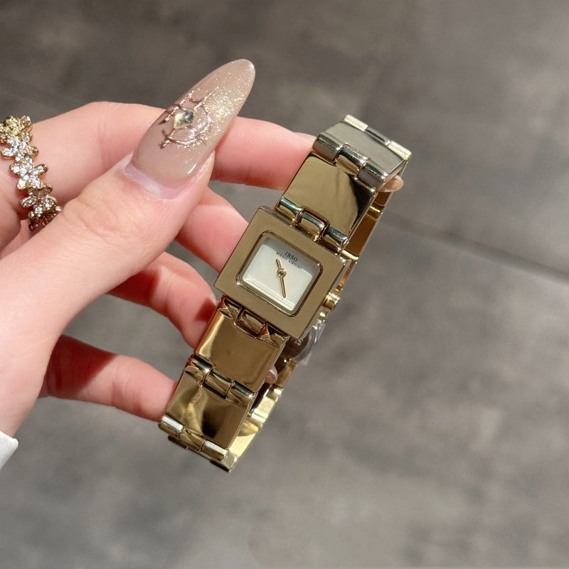 Petite montre carrée légère de luxe Niche mode Minimalis pour les femmes