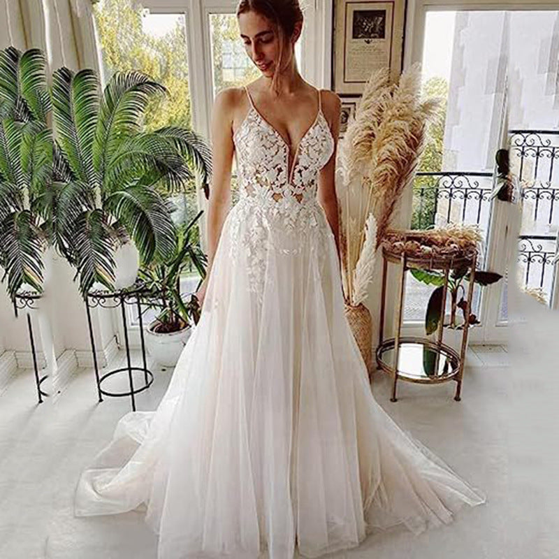 Robe de mariée pour femmes Bracelet en dentelle Sans dos