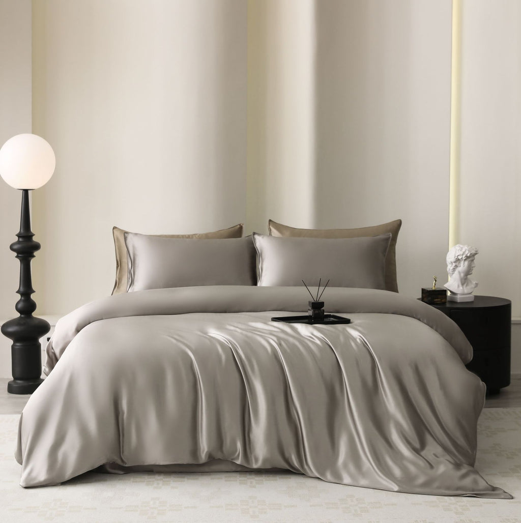 Soie 22-momme Set de quatre pièces en soie léger luxe