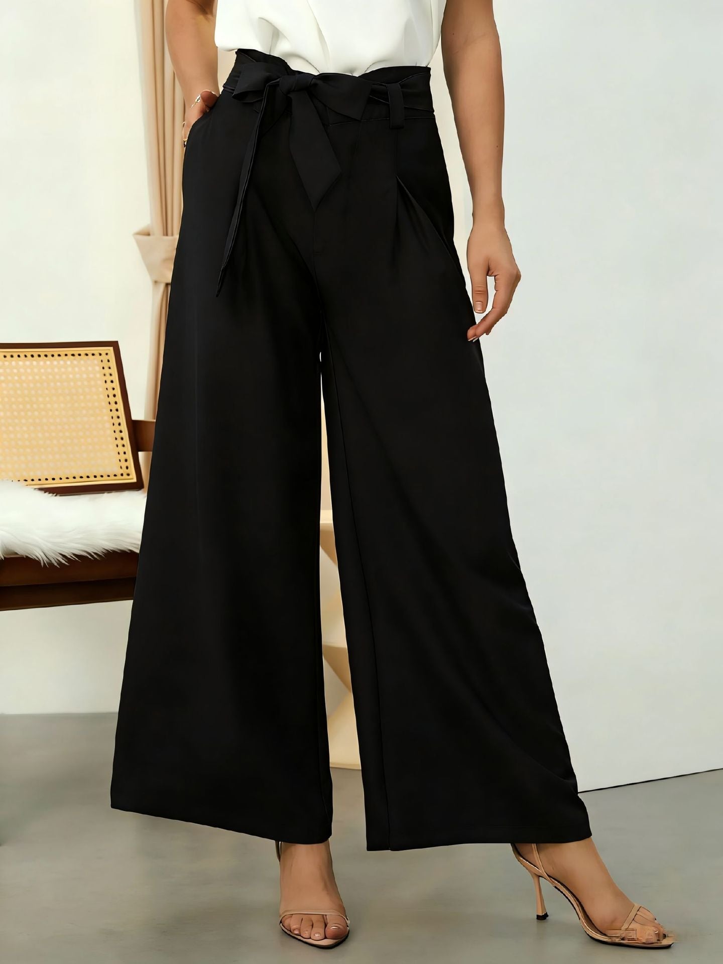 Pantalons tendance en dentelle de service