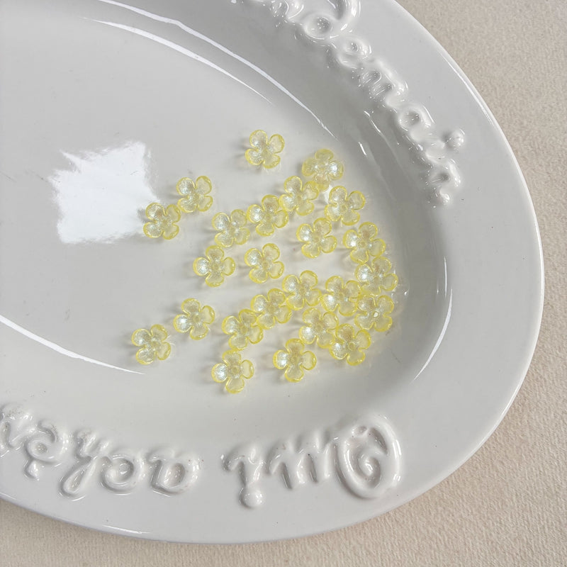 Perles de fleurs acryliques 4-Petal avec fines paillettes